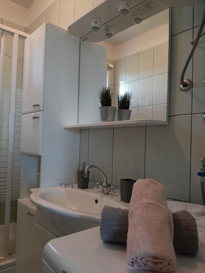 Ferienwohnung Nozret Paljuv Exterior foto